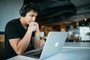 Die digitale Transformation der Personalentwicklung: Strategien für erfolgreiches E-Learning