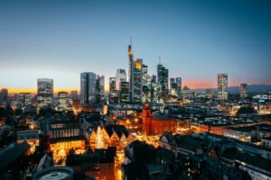 Flexibilität statt Fixkosten: Wie eine virtuelle Top-Adresse das Business-Wachstum beschleunigt